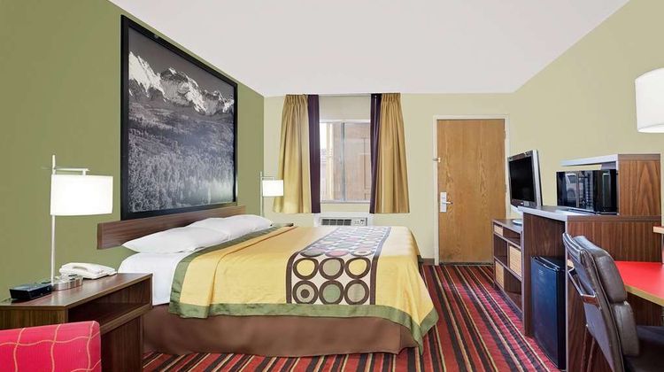 Super 8 Denver Central Room