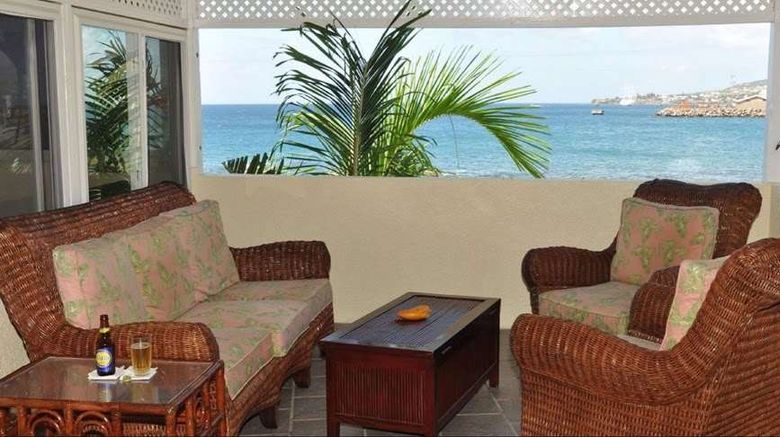 <b>Bird Rock Beach Hotel Restaurant</b>. Images powered by <a href="https://iceportal.shijigroup.com/" title="IcePortal" target="_blank">IcePortal</a>.