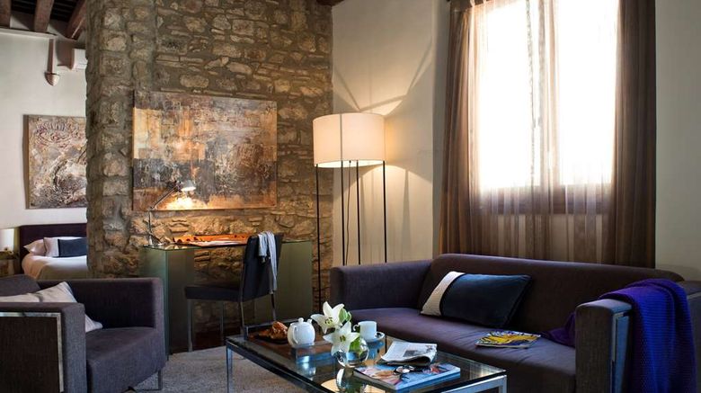 <b>Mercer House Boria BCN Suite</b>. Images powered by <a href="https://iceportal.shijigroup.com/" title="IcePortal" target="_blank">IcePortal</a>.