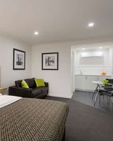 Hamilton Lonsdale Motel
