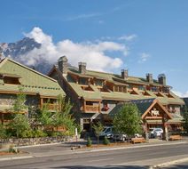The Fox Hotel & Suites Exterior