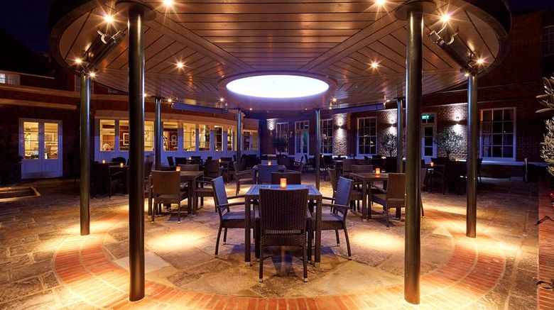 <b>Sir Christopher Wren Restaurant</b>. Images powered by <a href="https://iceportal.shijigroup.com/" title="IcePortal" target="_blank">IcePortal</a>.