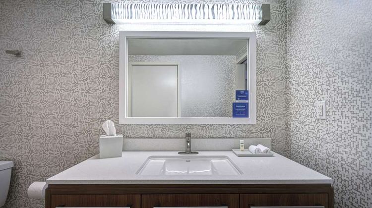 Home2 Suites By Hilton Waco Room