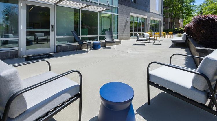 Home2 Suites by Hilton Greenville Dtwn Exterior