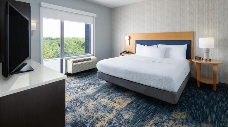 <b>Home2 Suites by Hilton Greenville Dtwn Room</b>. Images powered by <a href="https://iceportal.shijigroup.com/" title="IcePortal" target="_blank">IcePortal</a>.