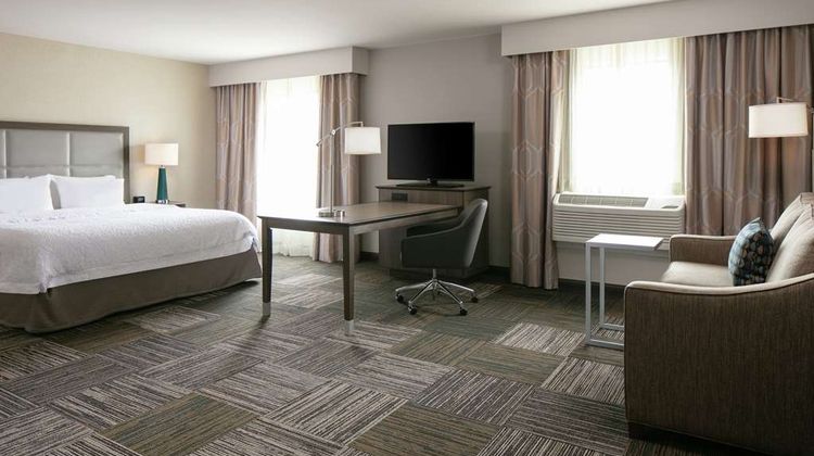 Hampton Inn & Suites-Hudson Room