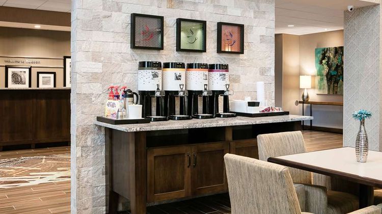 Hampton Inn & Suites-Hudson Lobby