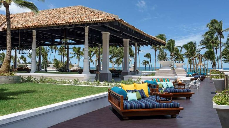 <b>Shangri-La's Hambantota Resort & Spa Restaurant</b>. Images powered by <a href="https://iceportal.shijigroup.com/" title="IcePortal" target="_blank">IcePortal</a>.