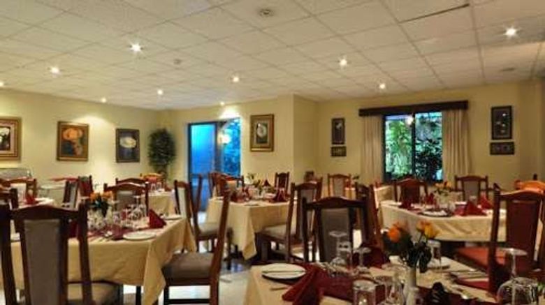 <b>Hotel La Mada Restaurant</b>. Images powered by <a href="https://iceportal.shijigroup.com/" title="IcePortal" target="_blank">IcePortal</a>.