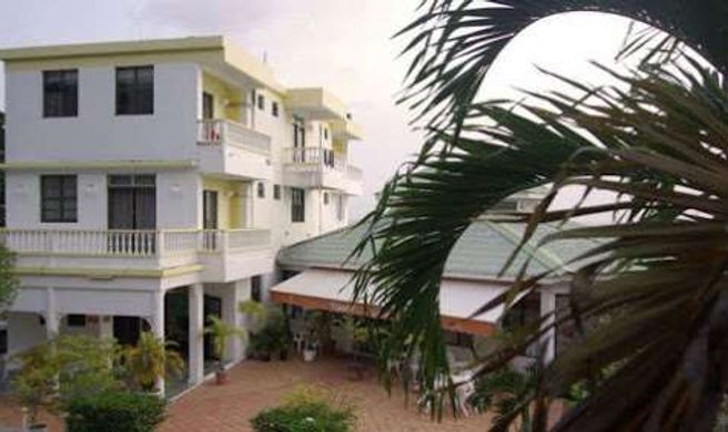 Evergreen Hotel Exterior