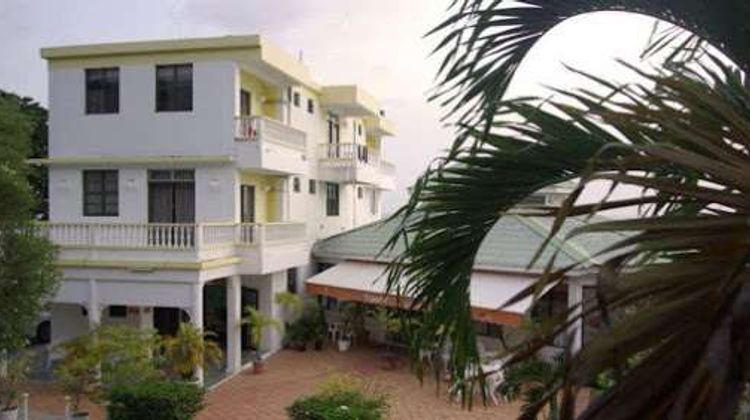 Evergreen Hotel Exterior