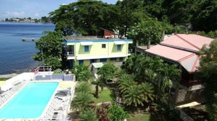 Evergreen Hotel Exterior