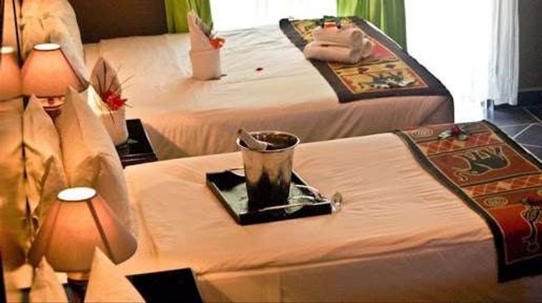 <b>Kamanga Lodge Room</b>. Images powered by <a href="https://iceportal.shijigroup.com/" title="IcePortal" target="_blank">IcePortal</a>.