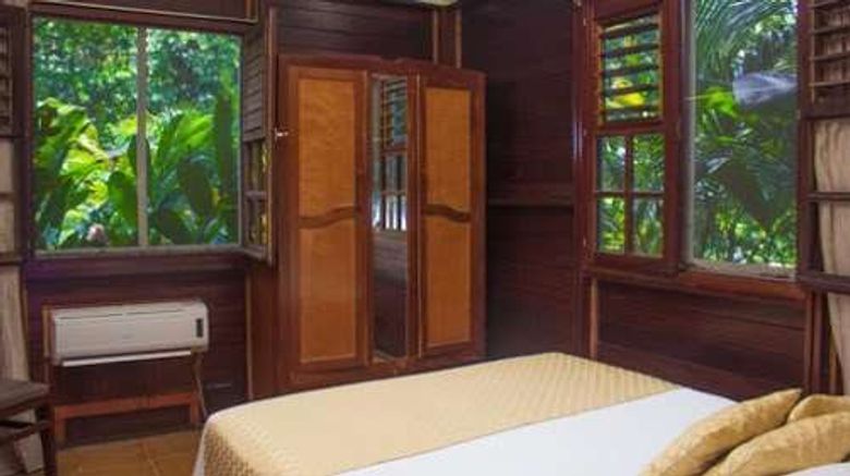 <b>Picard Beach Cottage Resort Room</b>. Images powered by <a href="https://iceportal.shijigroup.com/" title="IcePortal" target="_blank">IcePortal</a>.