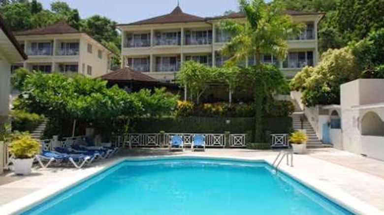 <b>Relax Resort Pool</b>. Images powered by <a href="https://iceportal.shijigroup.com/" title="IcePortal" target="_blank">IcePortal</a>.