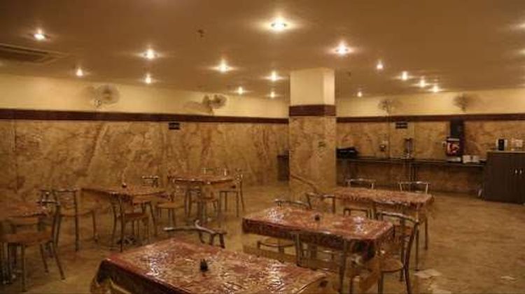 Hotel Maan K Restaurant