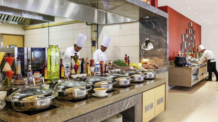 Ibis Hyderabad Hitech City Restaurant