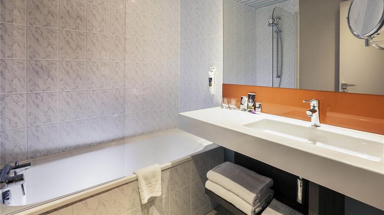 <b>Mercure MLV Bussy St Georges Room</b>. Images powered by <a href="https://iceportal.shijigroup.com/" title="IcePortal" target="_blank">IcePortal</a>.
