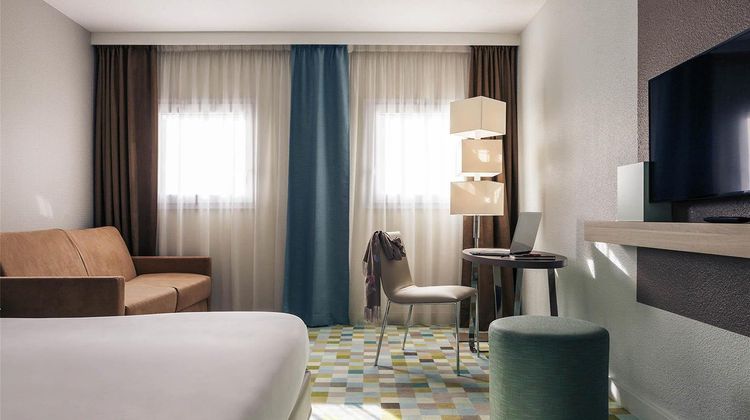 Mercure MLV Bussy St Georges Room
