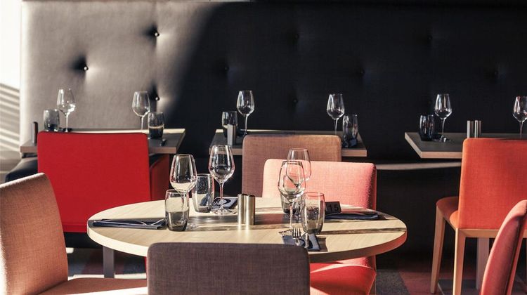 Mercure MLV Bussy St Georges Restaurant
