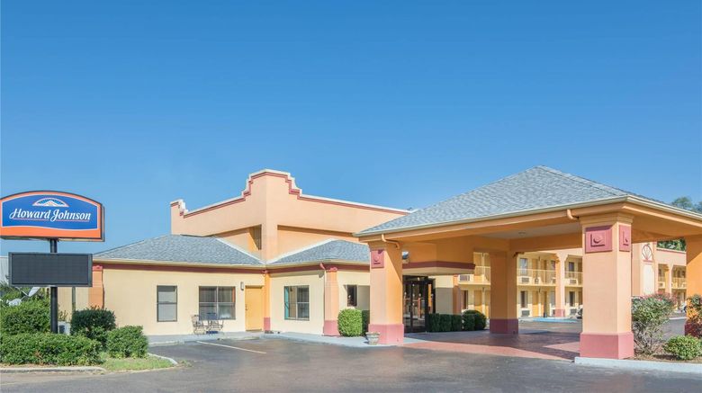 Howard Johnson Vicksburg Exterior. Images powered by <a href="https://iceportal.shijigroup.com" target="_blank" rel="noopener">Ice Portal</a>.