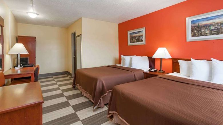 <b>Travelodge Jersey City Room</b>. Images powered by <a href="https://iceportal.shijigroup.com/" title="IcePortal" target="_blank">IcePortal</a>.