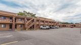 Travelodge South Hackensack Exterior