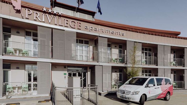 Privilege Apartments Exterior