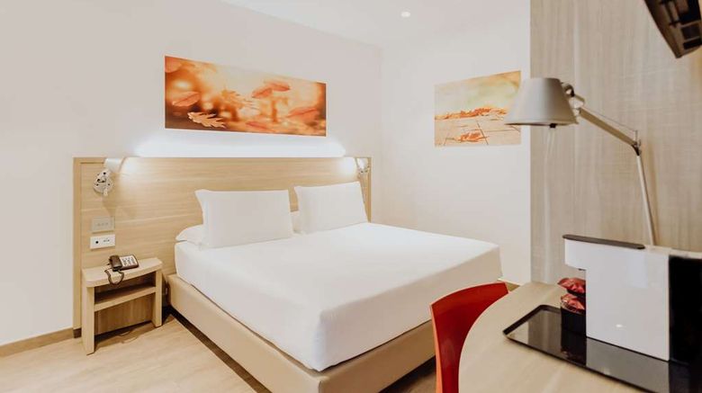 <b>Privilege Apartments Room</b>. Images powered by <a href="https://iceportal.shijigroup.com/" title="IcePortal" target="_blank">IcePortal</a>.
