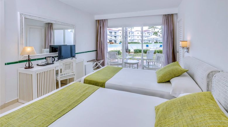 <b>Tryp Cayo Coco Hotel Room</b>. Images powered by <a href="https://iceportal.shijigroup.com/" title="IcePortal" target="_blank">IcePortal</a>.