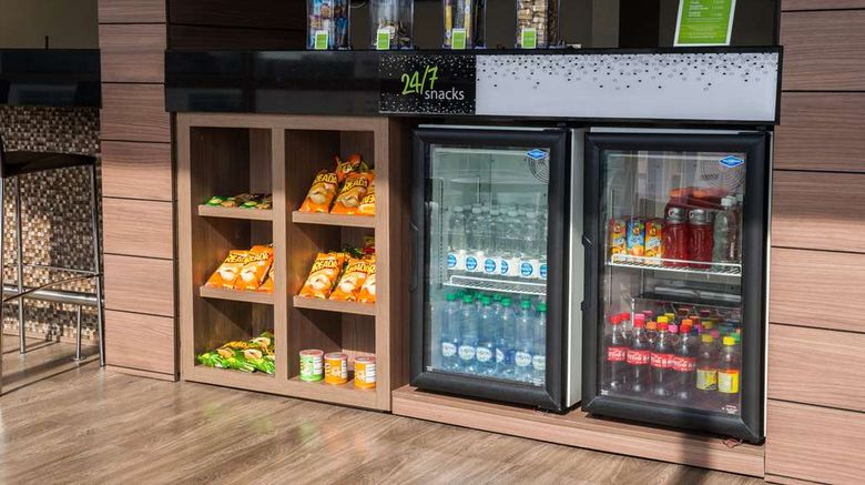<b>Hampton by Hilton Bucaramanga Restaurant</b>. Images powered by <a href="https://iceportal.shijigroup.com/" title="IcePortal" target="_blank">IcePortal</a>.