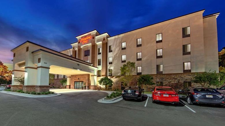 <b>Hampton Inn Summerville Exterior</b>. Images powered by <a href="https://iceportal.shijigroup.com/" title="IcePortal" target="_blank">IcePortal</a>.