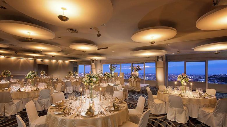 <b>DoubleTree by Hilton Naha Shuri Castle Meeting</b>. Images powered by <a href="https://iceportal.shijigroup.com/" title="IcePortal" target="_blank">IcePortal</a>.