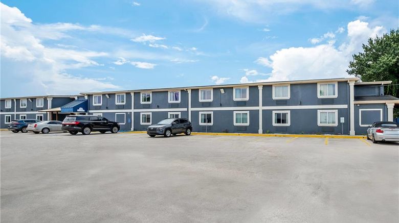 <b>Days Inn New Orleans Pontchartrain Exterior</b>. Images powered by <a href="https://iceportal.shijigroup.com/" title="IcePortal" target="_blank">IcePortal</a>.