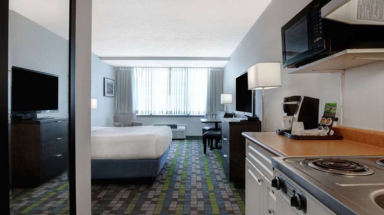 <b>Days Inn Victoria Airport Sidney Room</b>. Images powered by <a href="https://iceportal.shijigroup.com/" title="IcePortal" target="_blank">IcePortal</a>.