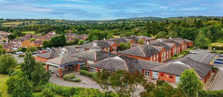 Bromsgrove Hotel & Spa Exterior