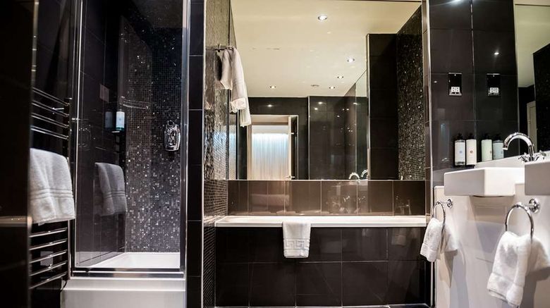 <b>Townhouse Hotel Manchester Suite</b>. Images powered by <a href="https://iceportal.shijigroup.com/" title="IcePortal" target="_blank">IcePortal</a>.