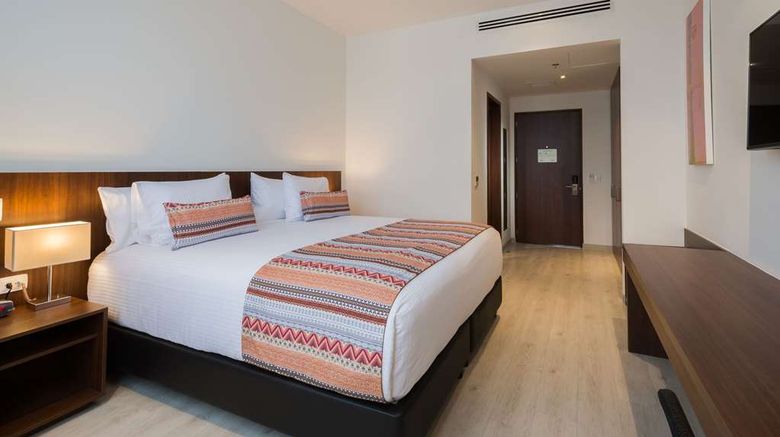 <b>Best Western Plus Santa Marta Hotel Room</b>. Images powered by <a href="https://iceportal.shijigroup.com/" title="IcePortal" target="_blank">IcePortal</a>.