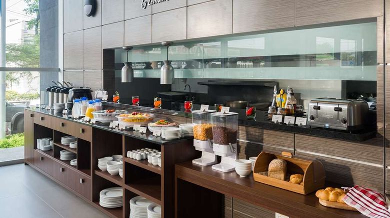 <b>Best Western Plus Santa Marta Hotel Restaurant</b>. Images powered by <a href="https://iceportal.shijigroup.com/" title="IcePortal" target="_blank">IcePortal</a>.