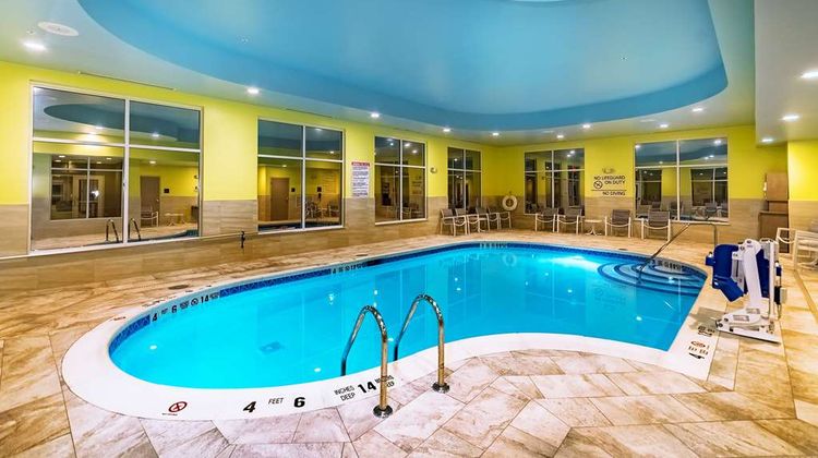 Hampton Inn Lockport - Buffalo Pool