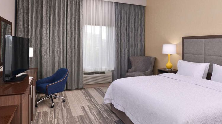 Hampton Inn & Suites Cincinnati-Mason Room
