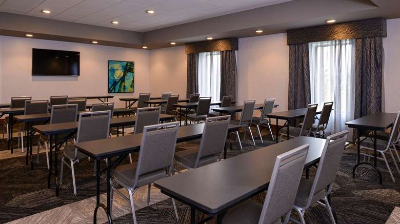 <b>Hampton Inn & Suites Cincinnati-Mason Meeting</b>. Images powered by <a href="https://iceportal.shijigroup.com/" title="IcePortal" target="_blank">IcePortal</a>.