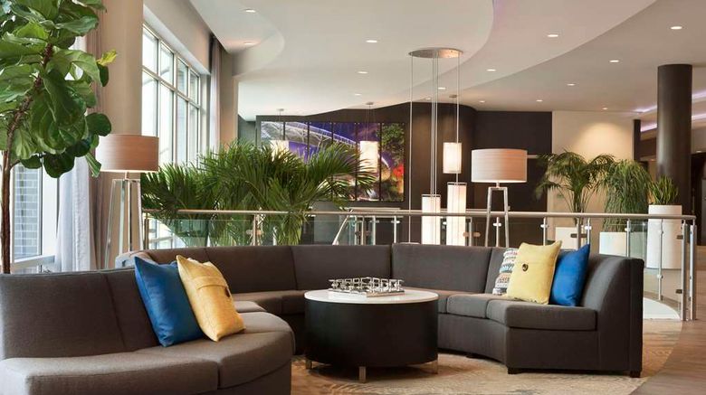 <b>Embassy Suites Downtown Riverplace Lobby</b>. Images powered by <a href="https://iceportal.shijigroup.com/" title="IcePortal" target="_blank">IcePortal</a>.