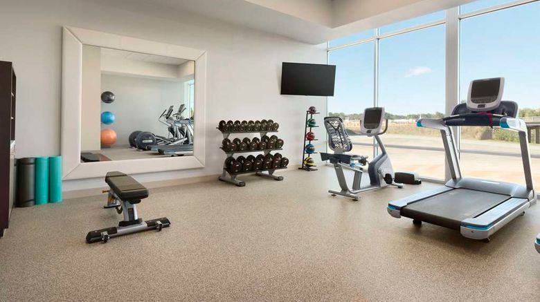 <b>Embassy Suites Downtown Riverplace Health</b>. Images powered by <a href="https://iceportal.shijigroup.com/" title="IcePortal" target="_blank">IcePortal</a>.