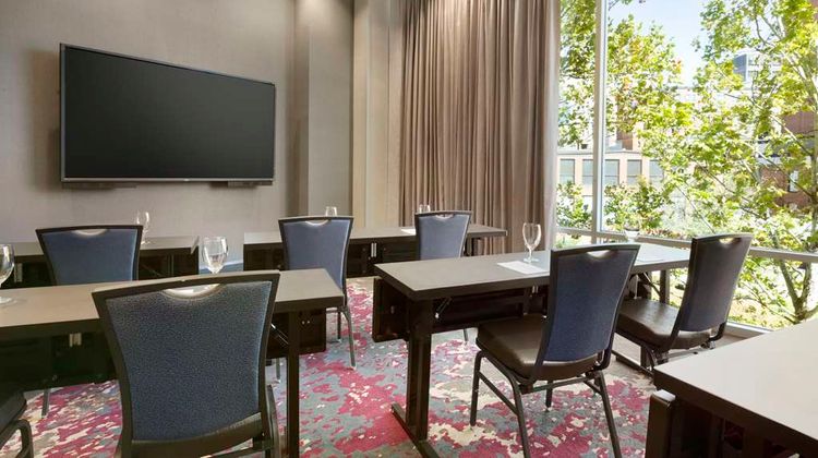 Embassy Suites Downtown Riverplace Meeting