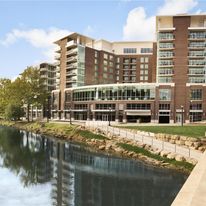 Embassy Suites Downtown Riverplace
