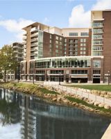 Embassy Suites Downtown Riverplace