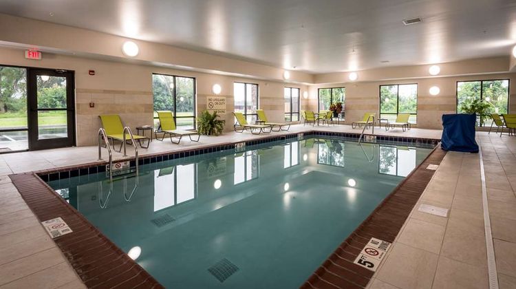 Hampton Inn & Suites Hammond Pool
