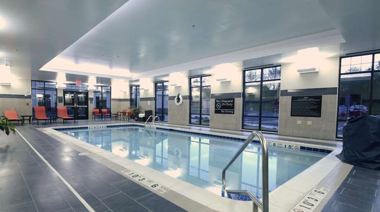 Hampton Inn & Suites Cazenovia Pool