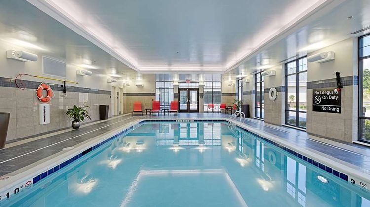 Hampton Inn & Suites Cazenovia Pool